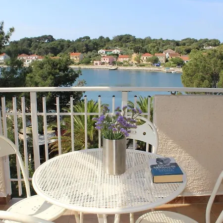 By The Sea Verunic, Dugi Otok - 3480 Apartamento Veli Rat