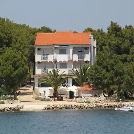 By The Sea Verunic, Dugi Otok - 3480 *